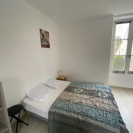 Renove Avec Cuisine Americaine Et Wifi, Proche Des Thermes Saint Roch - Fr-1-541-32 Apartment *