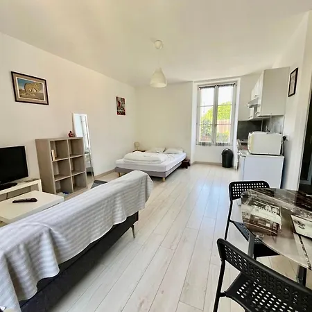 Rénové Avec Cuisine Américaine Et Wifi, Proche Des Thermes Saint Roch - Fr-1-541-32 Apartamento